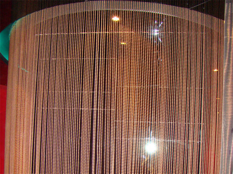 1552536351771745.jpg 91草莓视频APP珠簾絲網.jpg